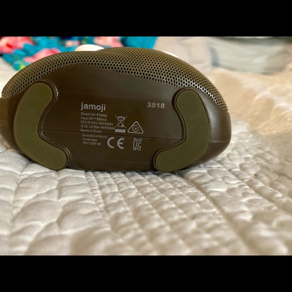 Poop Emoji Bluetooth Speaker - Picture 4 of 4